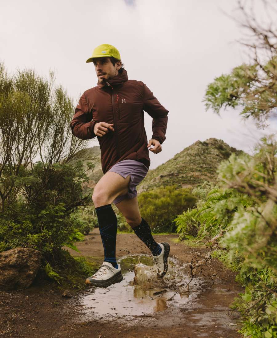 Man fell running in the mountains