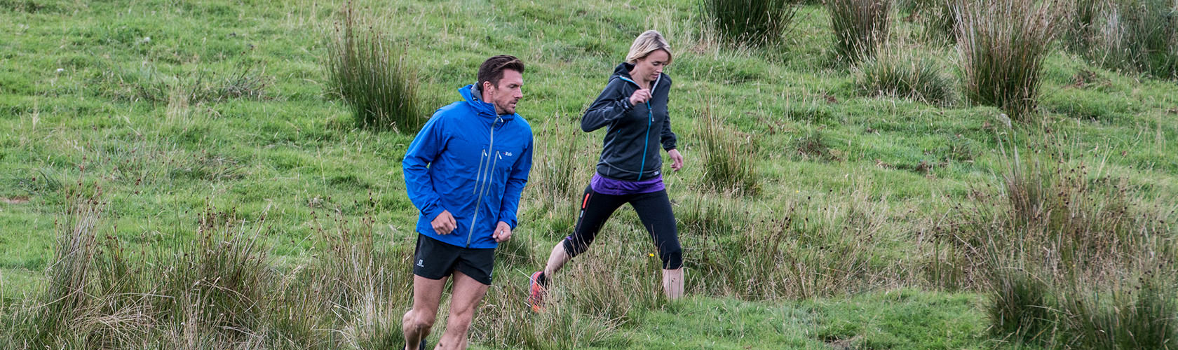 People trail running 