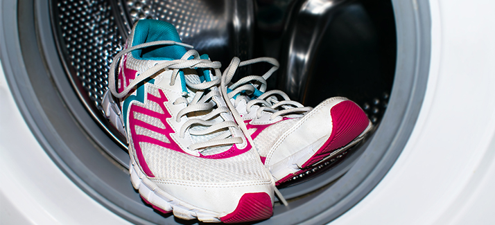 washing hoka shoes