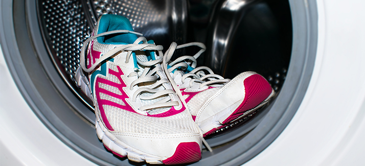 Should You Wash Running Shoes in a Washing Machine