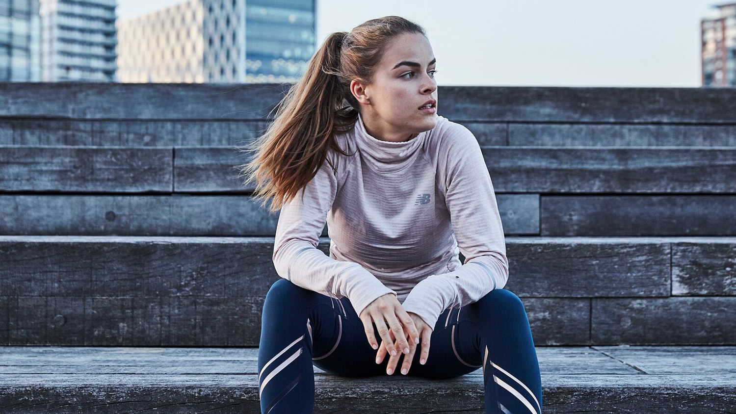 new balance revitalize tight