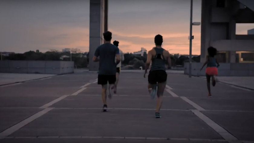 People running their 1km in Hyrox