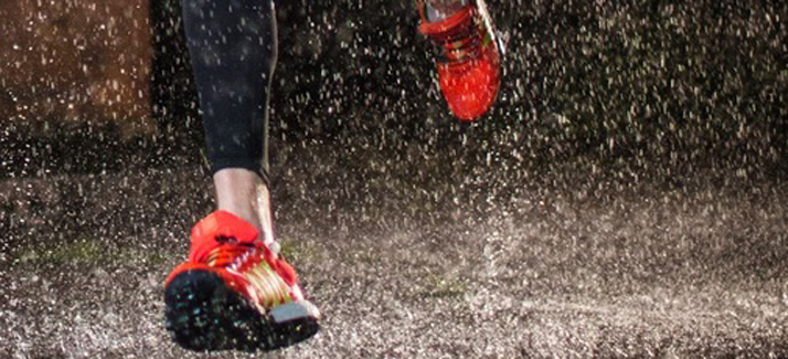 Running shoes for rainy days sale