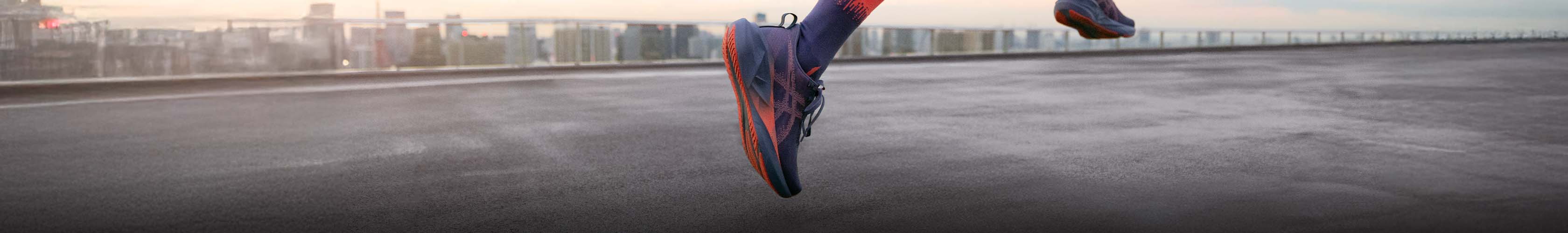 Shop latest shoes. DIscover the latest models
